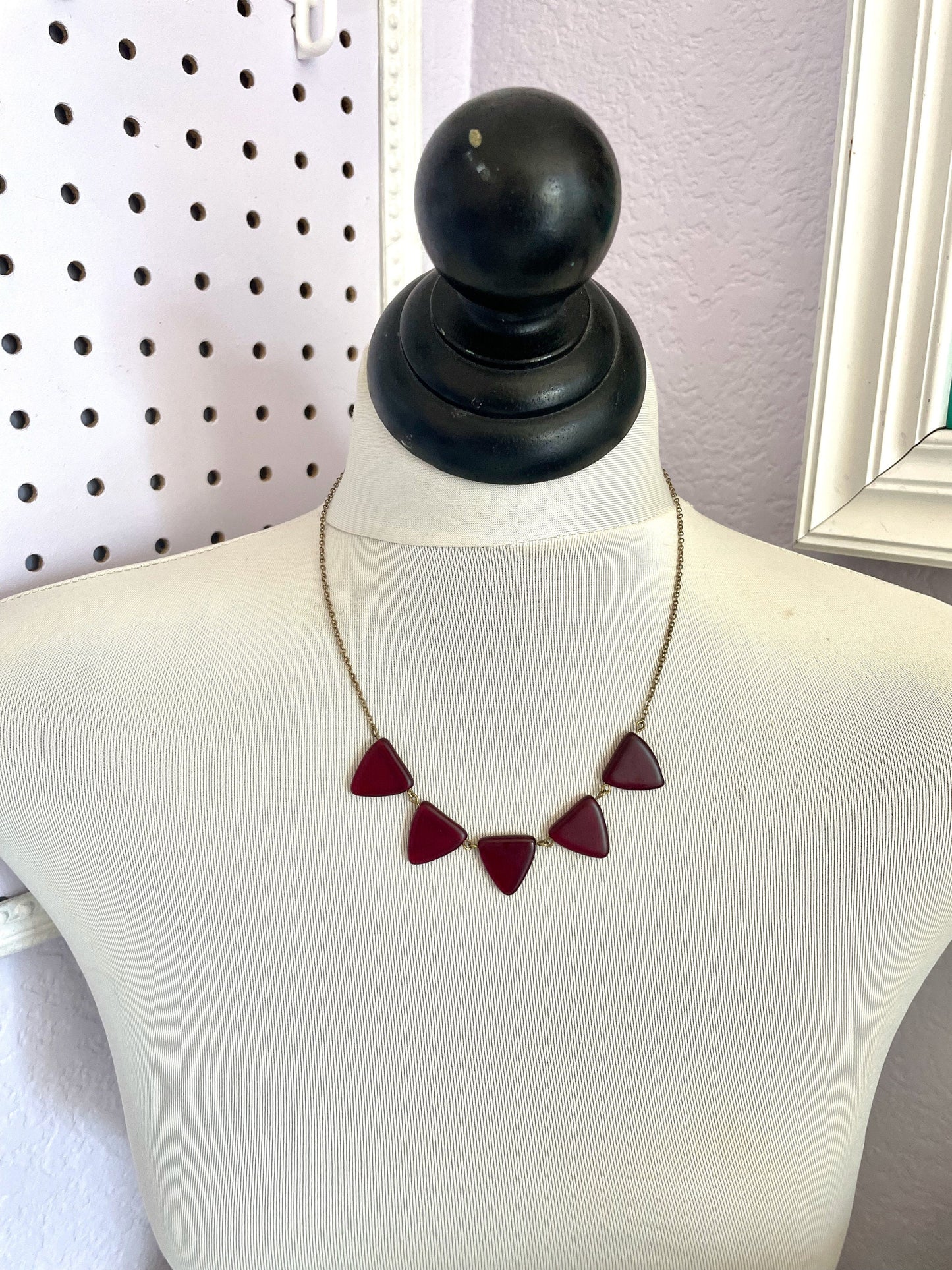 Payton II - Dark red triangle necklace